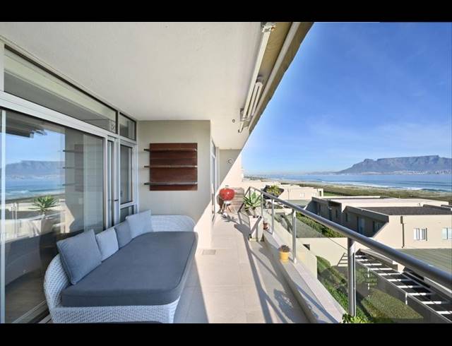 3 BEDROOM APARTMENT FOR SALE IN DOLPHIN BEACH